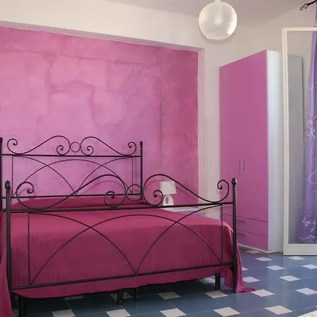 Gardenia Hotel 2*